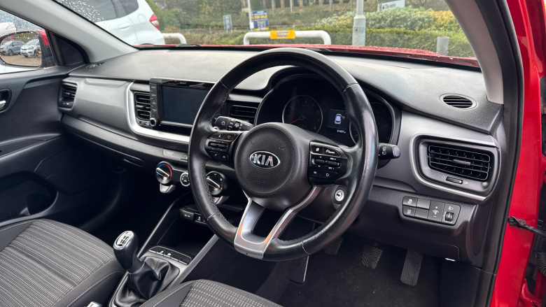 Kia Stonic 1.4 MPi 2 5dr Petrol Estate